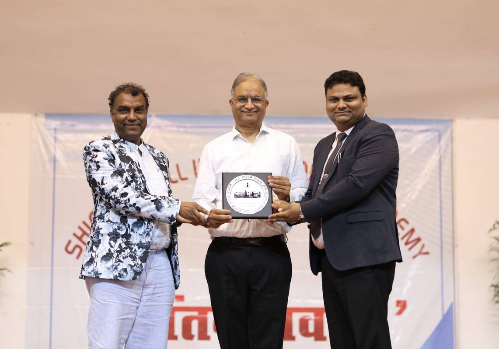 Expert Opinions on ICSE Education